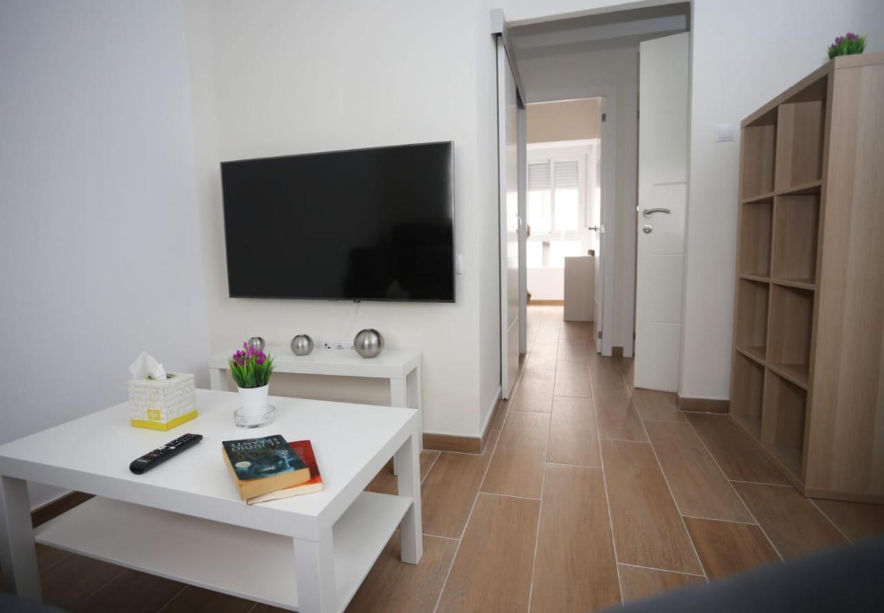 Apartamentos Navas Gam 阿利坎特 外观 照片