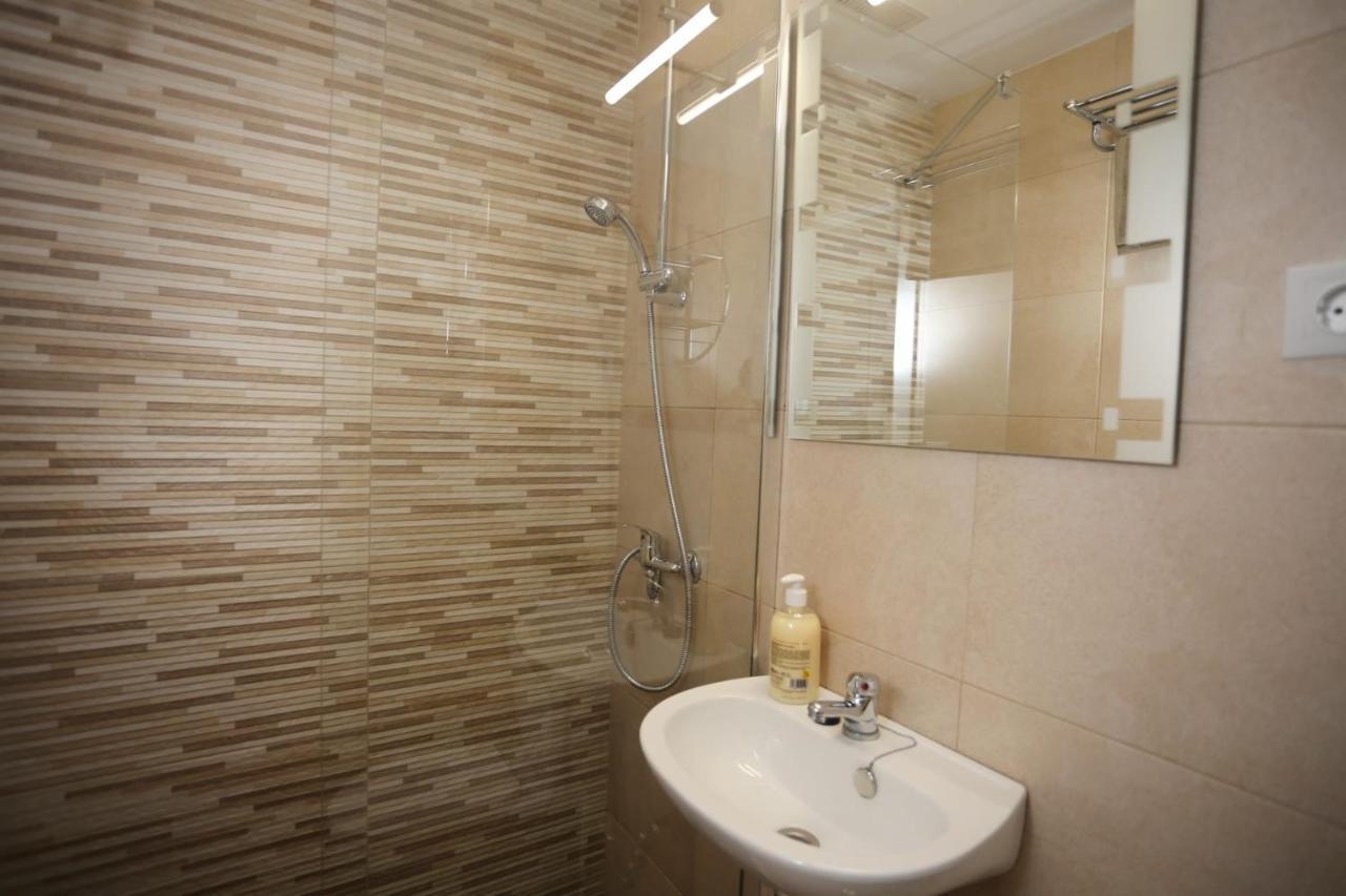 Apartamentos Navas Gam 阿利坎特 外观 照片